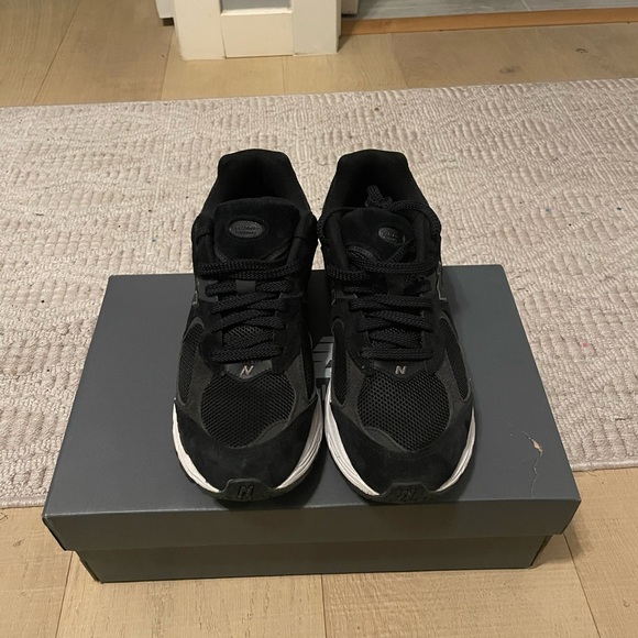 New Balance Other - New Balance Men’s Black 2002R
